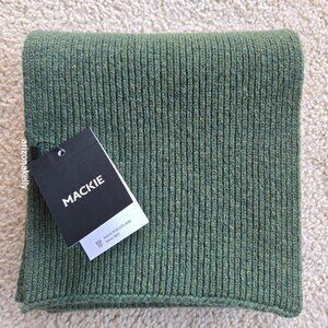 NWT Mackie Wool Ribbed Scarf Green Robert Mackie Scotland
